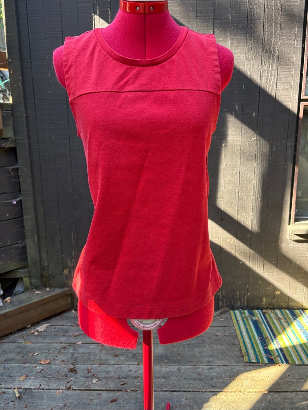 GAP Red Sleeveless Crewneck Tank